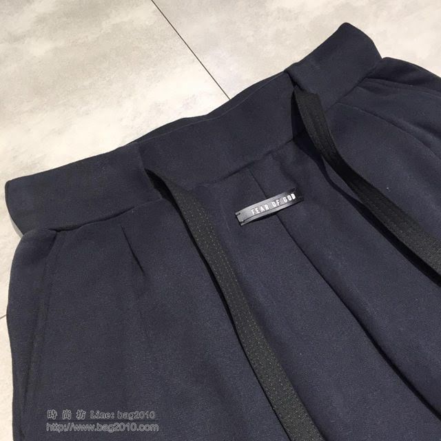 Fear Of God FOG 19春夏新款短褲 黑色男款運動短褲  tzy1863